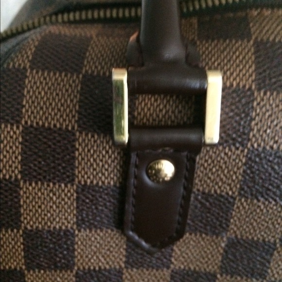 Louis Vuitton bag - Picture 3 of 4