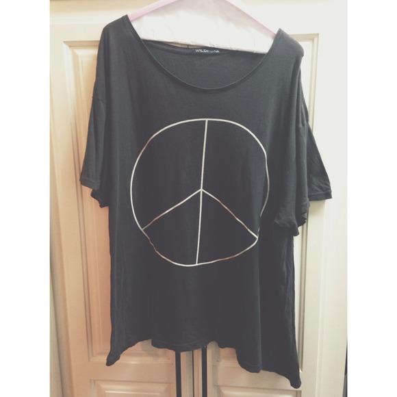 WILDFOX couture baggy peace sign tee - Picture 2 of 2