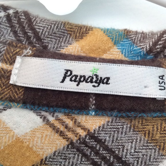 SOLD ON MERCARI👏🎉 - Picture 2 of 3