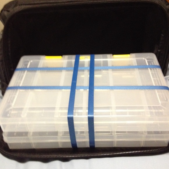 Calcutta fishing bag/tackle box - Picture 2 of 3