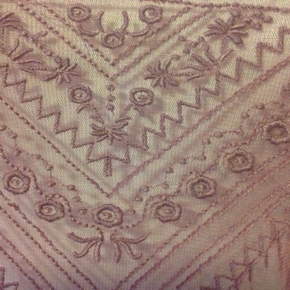 BUNDLED! Sheer detailed purple top - Picture 3 of 3