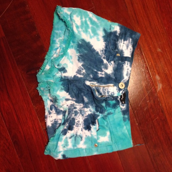 Blue tye dye shorts