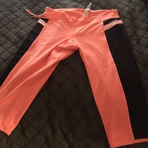 Lulu lemon workout capris