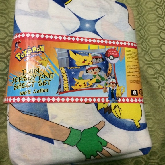 Twin sheet set