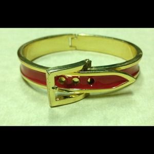 FREE w/next purchase-  (1) Bauble Bar bracelet