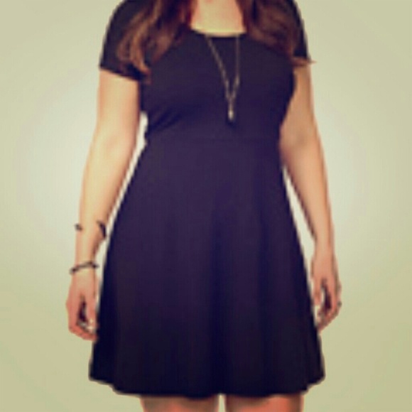 A-Line knit skater dress Black forever21+