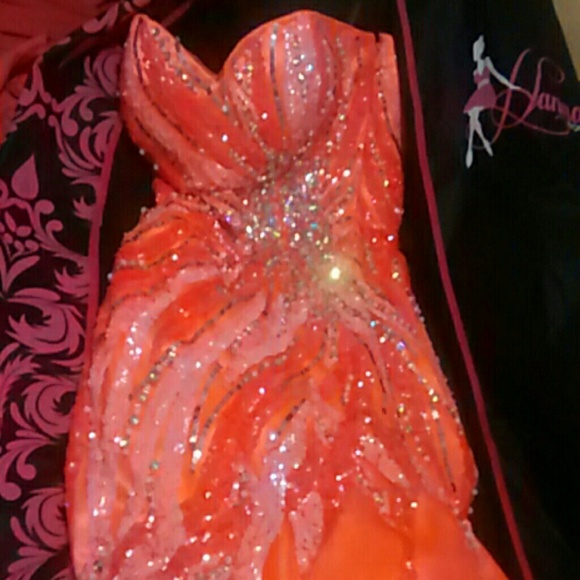 Mermaid Dress - Picture 1 of 3