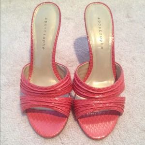 APOSTROPHE Coral Heels