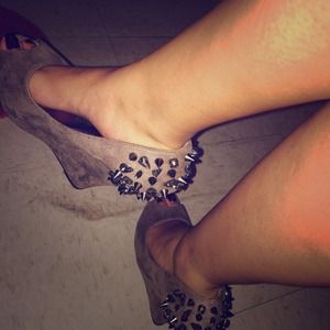 Spike wedges👠
