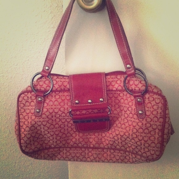 @ mmadron 1982- Red Guess Shoulder Bag/and wallet
