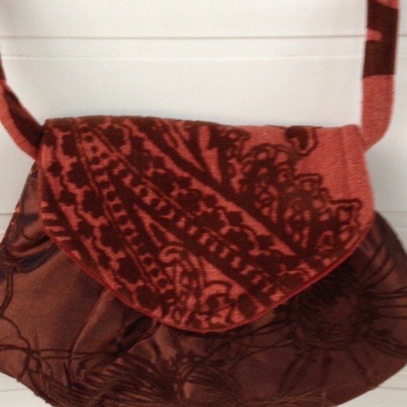 Sweet Betty Lou in a lovely shade of burnt orange - Picture 1 of 2