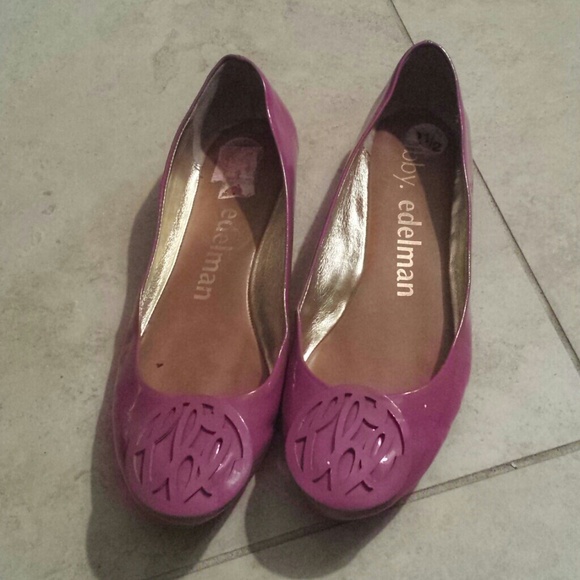 fuscia loafers