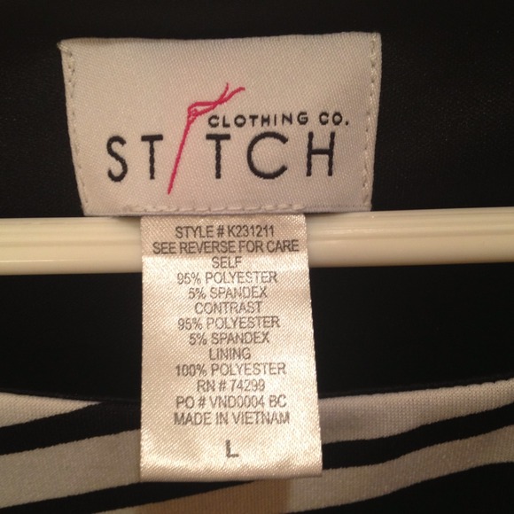 🚫SOLD🚫Black and White Stripped Dress 👗L/XL - Picture 3 of 3