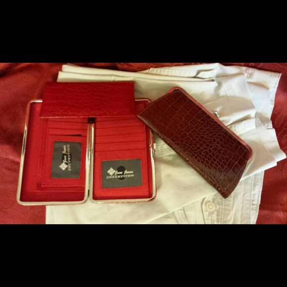 JJ Collection Wallets - Picture 2 of 2