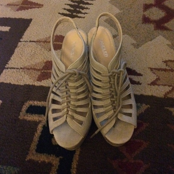 FINAL SALE* Taupe lace up wedge sandals