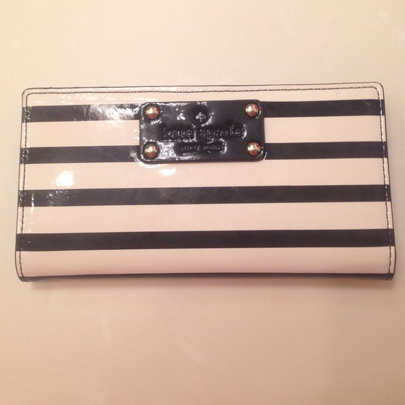 Striped wallet