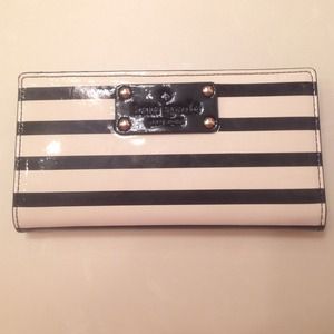 Striped wallet