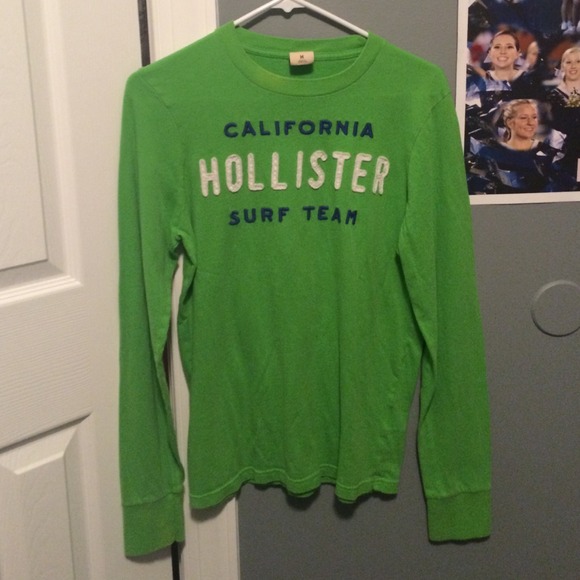 green long sleeve hollister shirt