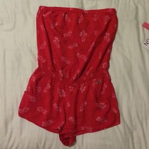 HOLLISTER red pineapple romper