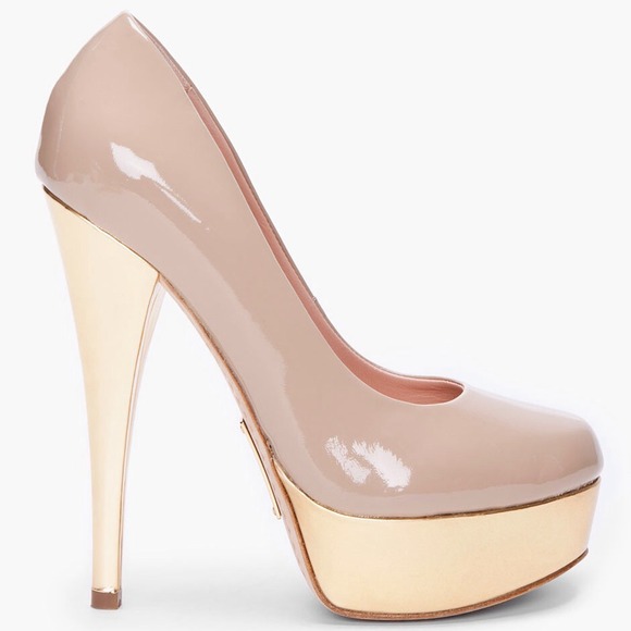 🎀 Used Guess Heels 🎀