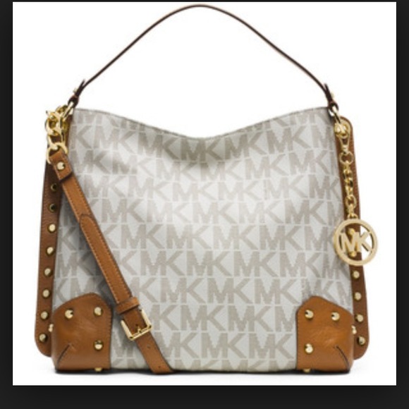 NEW Michael Kors Serena Vanilla- 💯% Authentic