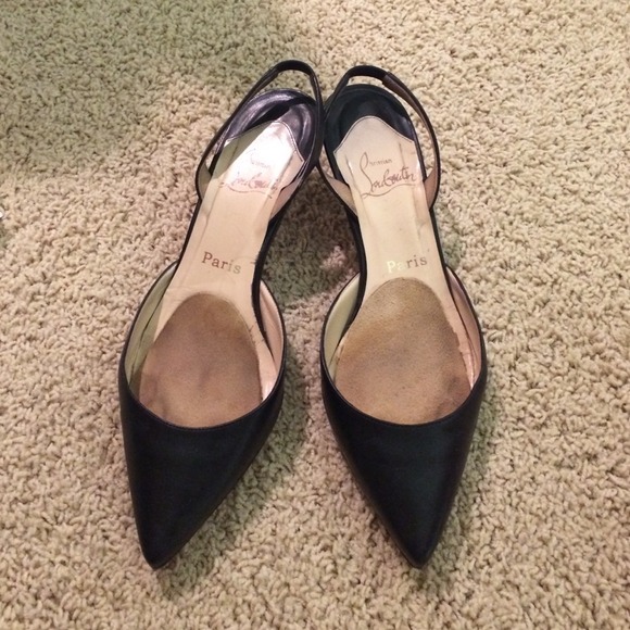 Authentic Christian Louboutin black heel size 39.5