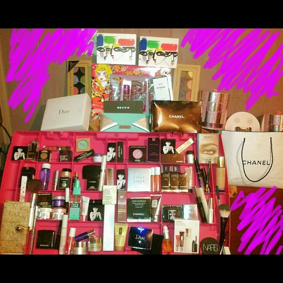 MAC, CHANNEL, ESTE LAUDER, BOBBY BROWN, CLINIQUE, - Picture 1 of 2