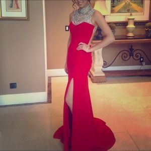 Gorgeous sherri hill style 21355