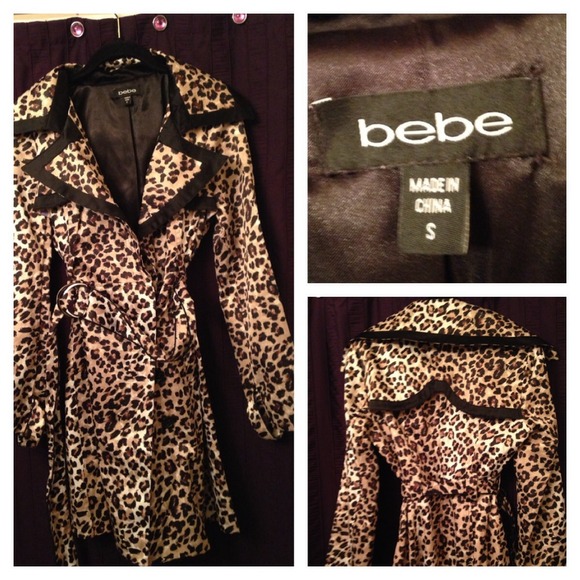 Bebe trench coat NWOT