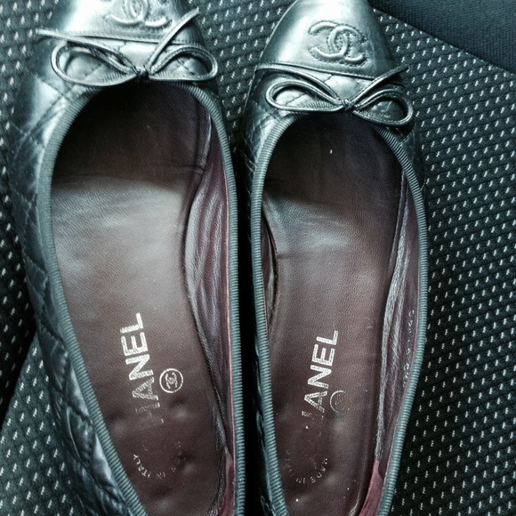 100% authentic CHANEL FLATS