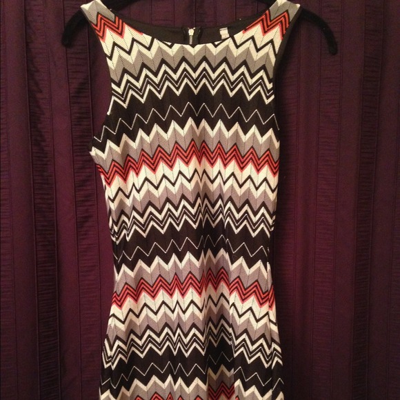 NWOT DRESS - Picture 1 of 1