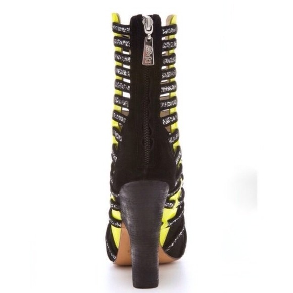 🎉PM EDITOR PICK🎉 🆕 Matt Bernson Dannijo Booties - Picture 3 of 4