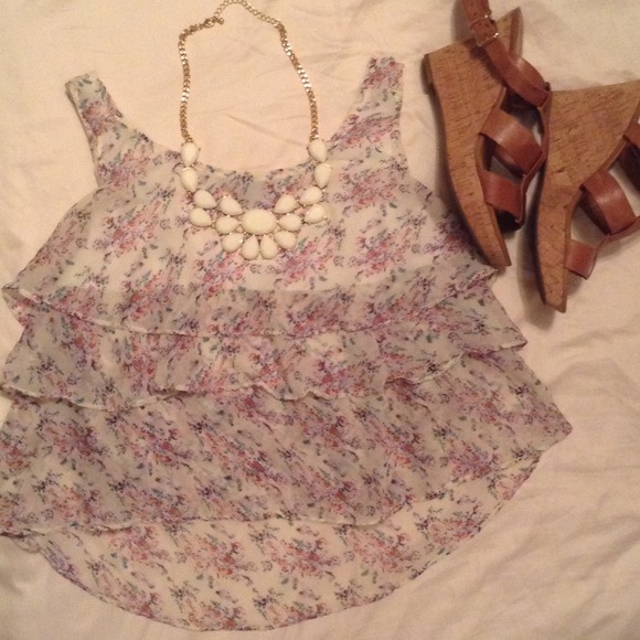 Floral Ruffle Blouse