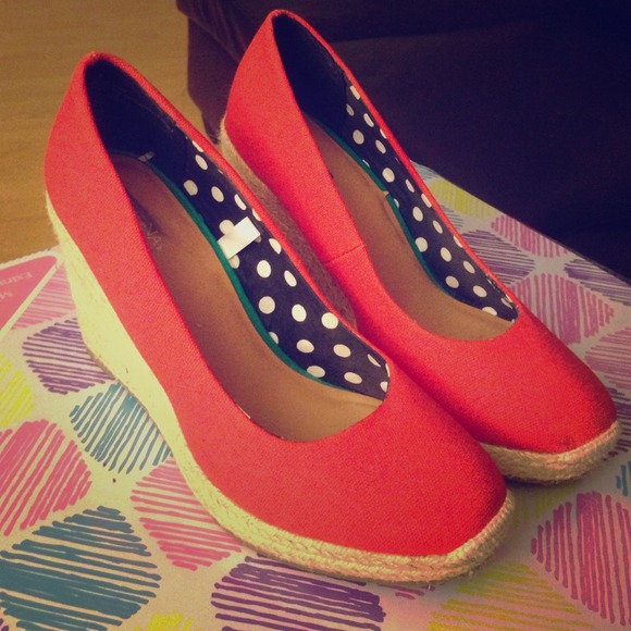 Rocky shoes red very cute