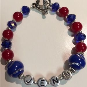 Sports fan bracelet