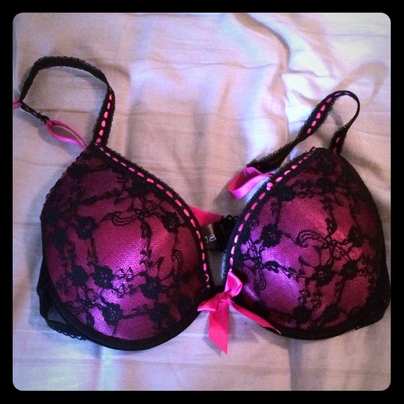 Bra - Picture 1 of 1