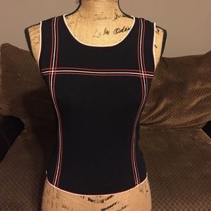 Sleeveless top size med fits like small