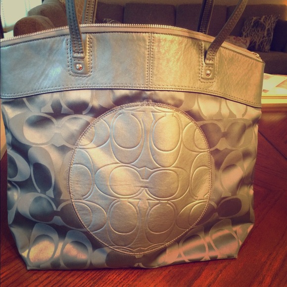 Coach shoulder bag
