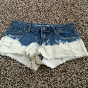 Cut off denim shorts.