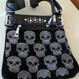 Skull side carry purse