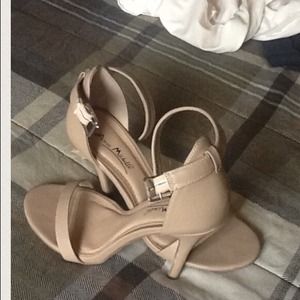 Nude sandals