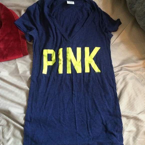 Victoria's Secret pink graphic tshirt