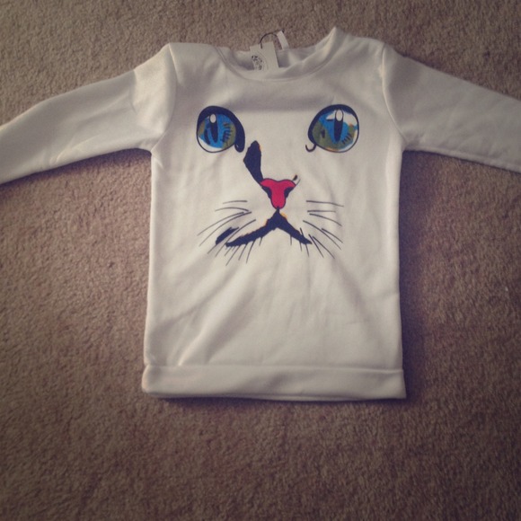 Cat sweater