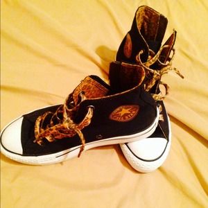 Converse platform sneakers 🎉Buy 1 get 2 FREE🎉