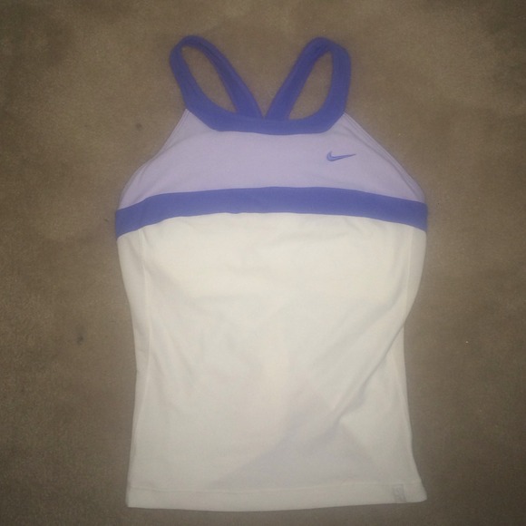 NWOT Nike workout top never worn