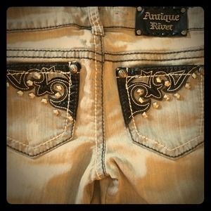 Antique rivet capris