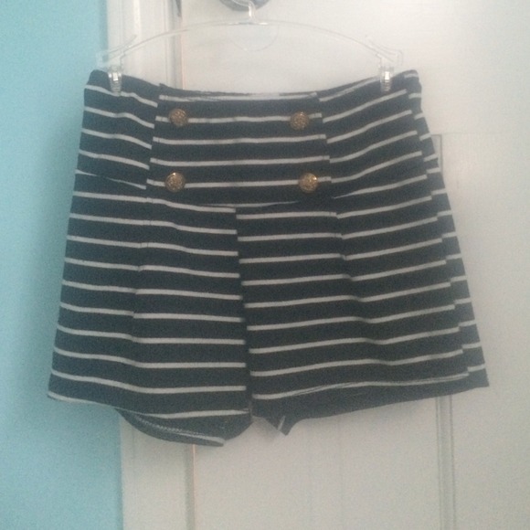High waisted nautical shorts