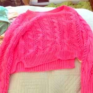Super cute pink Hollister sweater!