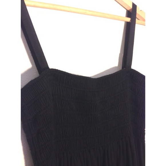 ✖️ SOLD IN BUNDLE ✖️ - Picture 2 of 4