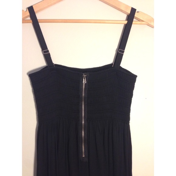 ✖️ SOLD IN BUNDLE ✖️ - Picture 3 of 4